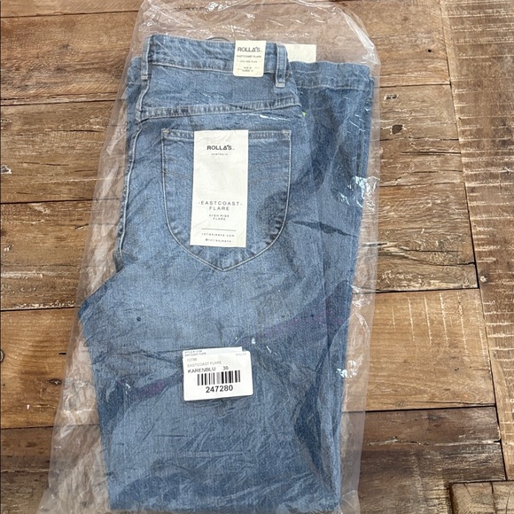Rolla’s High Rise Flare Jeans NWT - Picture 8 of 11